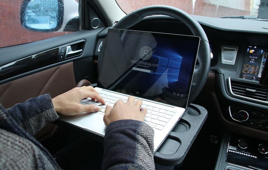 Kormányra tehető laptoptartó vagy tálca holm0123