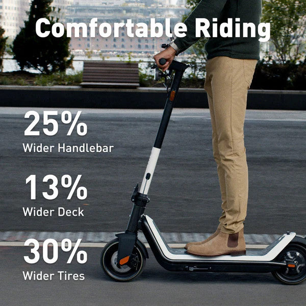 NIU KQi3 Sport elektromos roller – 40 km hatótávval, 25 km/h sebességgel - fehér fekete